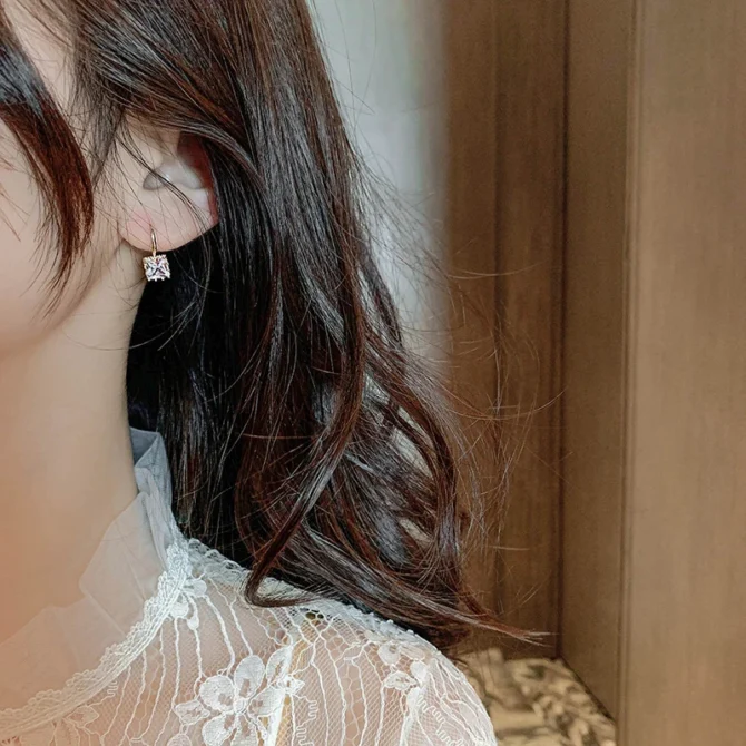 Obega Square Crystal Stone Earrings Copper Material in Gold Plated Clear Black Crystal Stone Fish Hook Earring Women Hot Jewelry - Image 5