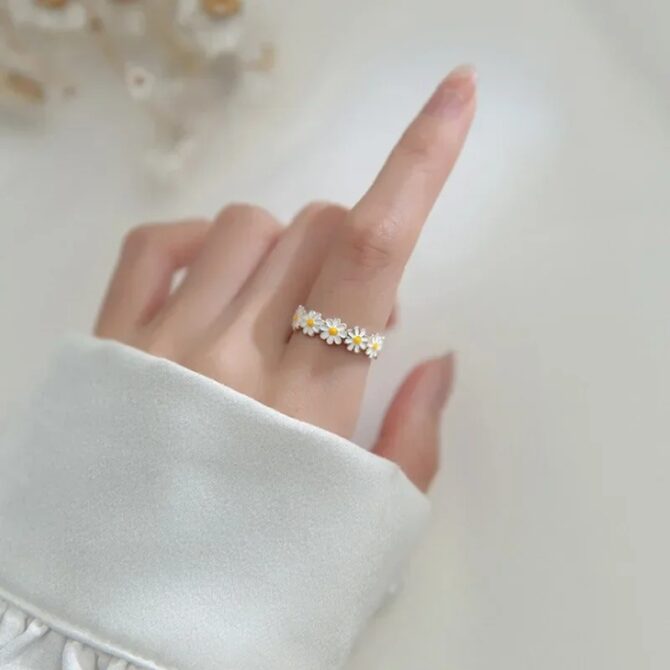 Flower Rings For Women Style Adjustable Opening Finger Ring - Image 4